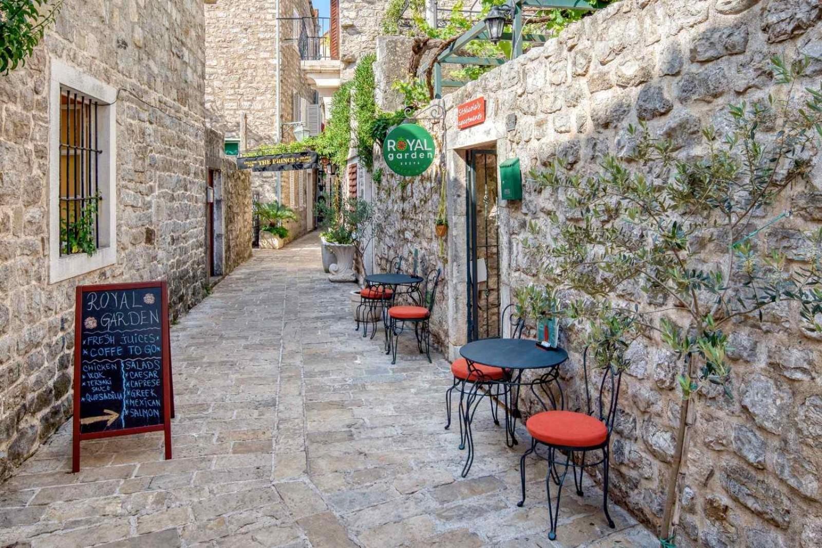 Royal Garden Apartments & Gastronomy Μπούντβα Εξωτερικό φωτογραφία